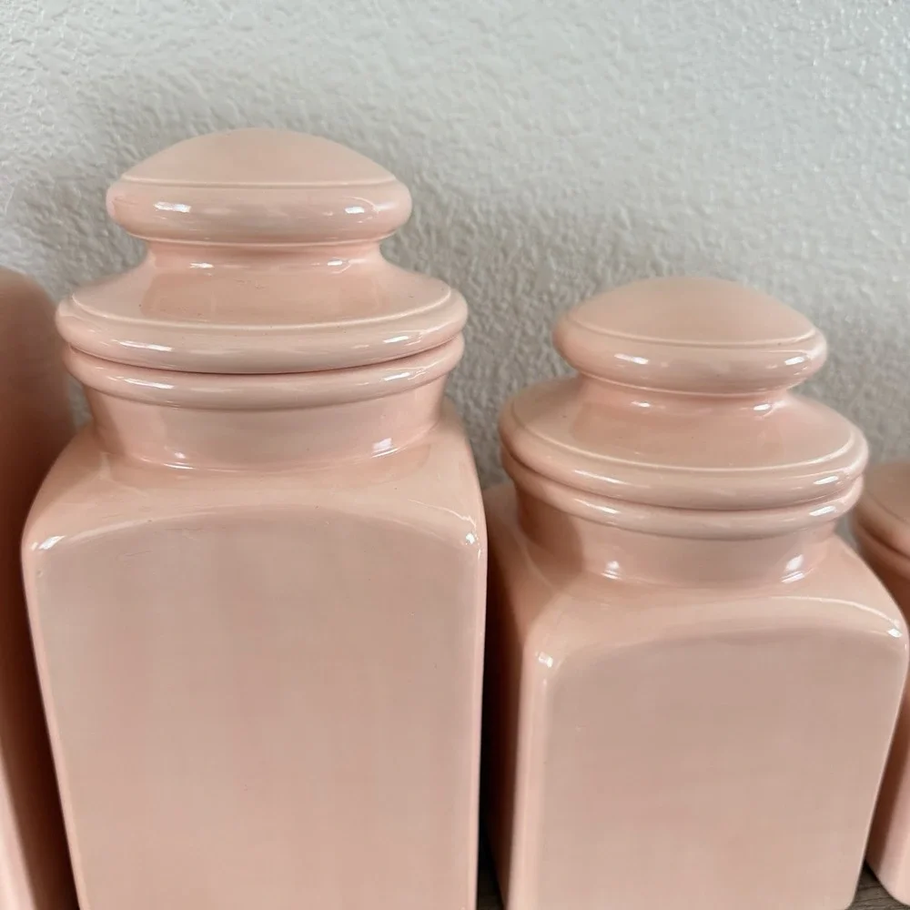 Set Of 4 Vintage MCM Salmon Pink Ceramic Glazed Canisters With Lids 80's? 90's?